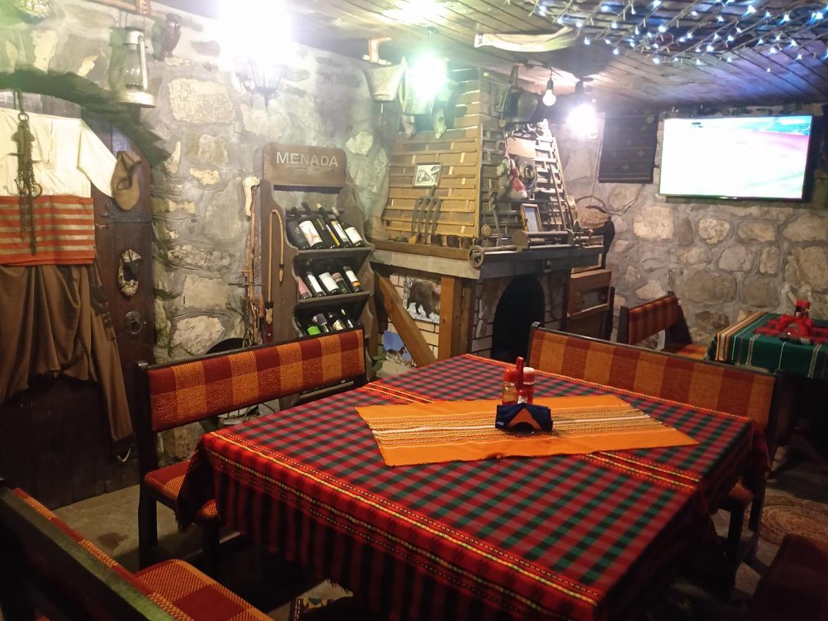 Hotel Кръчмъ При Байката à Ribarica Extérieur photo