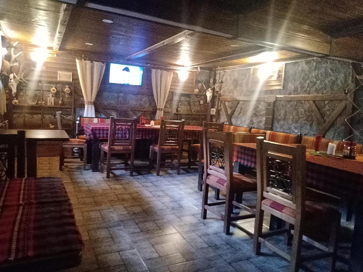 Hotel Кръчмъ При Байката à Ribarica Extérieur photo