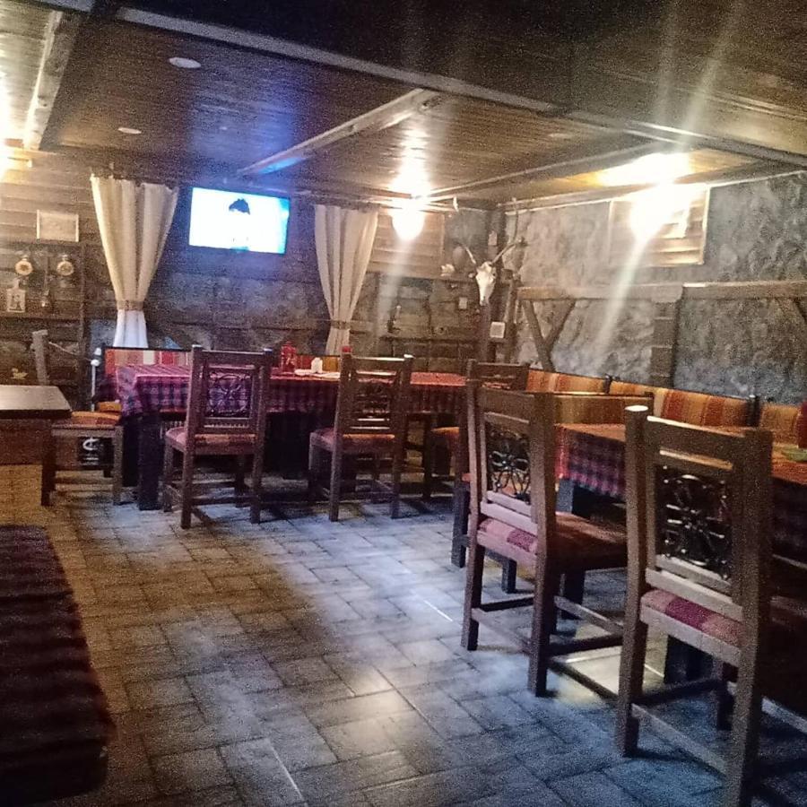 Hotel Кръчмъ При Байката à Ribarica Extérieur photo