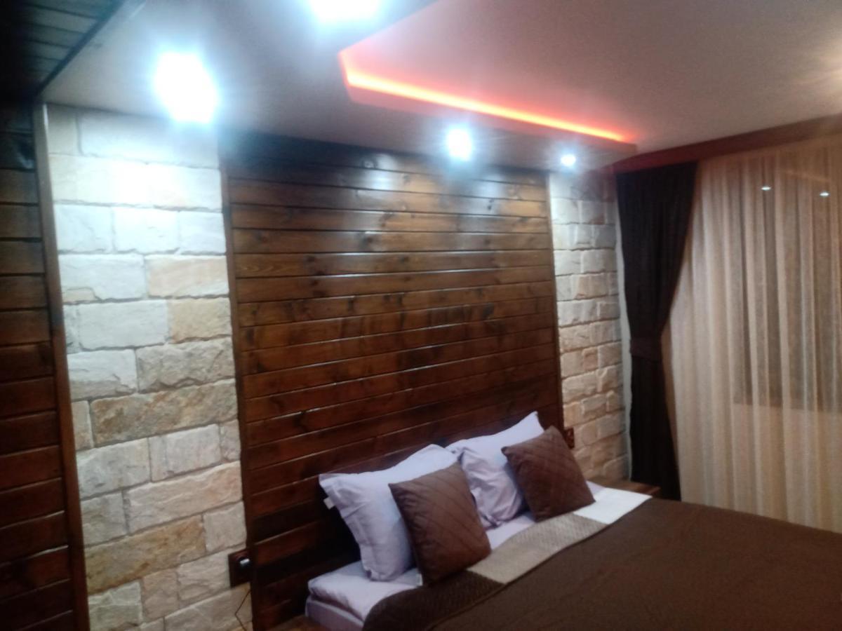 Hotel Кръчмъ При Байката à Ribarica Extérieur photo