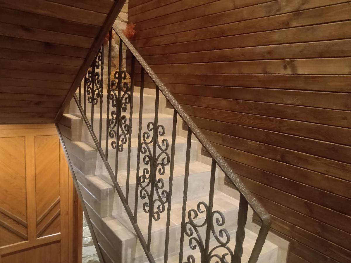 Hotel Кръчмъ При Байката à Ribarica Extérieur photo